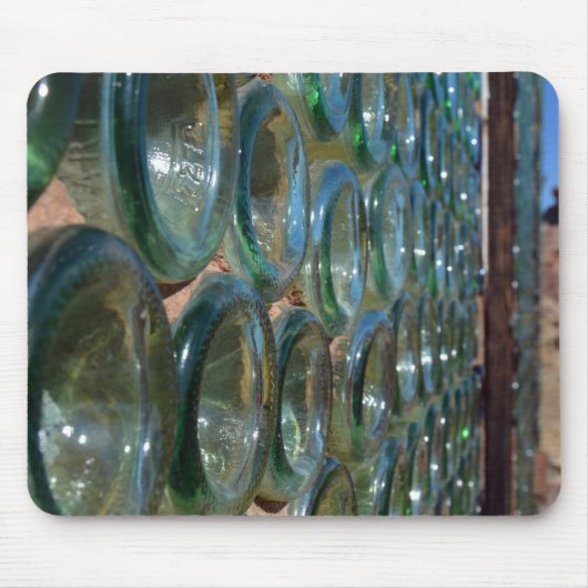 ボトルの家 マウスパッド (正面)