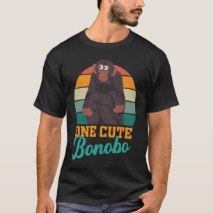 ボノボチンパンジーの世界ボノボデイの男の子 Tシャツ