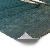 ボブラングリシュ |灰色のアラブ人が海に立っている ポスター (角)