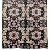 ボヘミアのシックな赤面ピンクの花ダークフローラ シャワーカーテン (正面)
