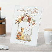 ボヘミアの動物の赤ちゃんシャワーの贈り物とカード 台座サイン (インサイチュ)