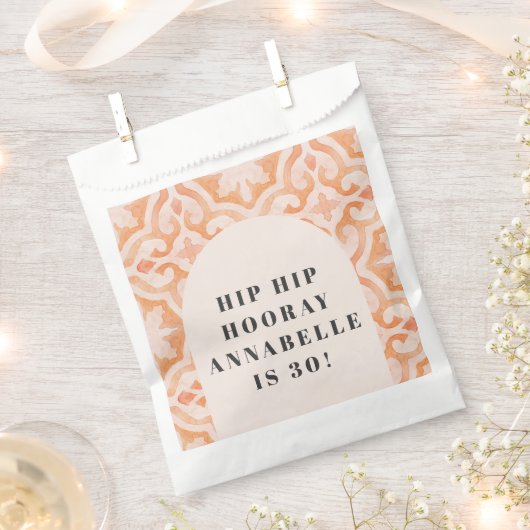 ボヘミアの水の色パステルモロッコピーチバースデー フェイバーバッグ (クリップ留めされた状態)