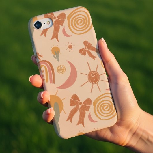 ボヘミアンな砂漠の太陽柄のスマホケース iPhone 16ケース