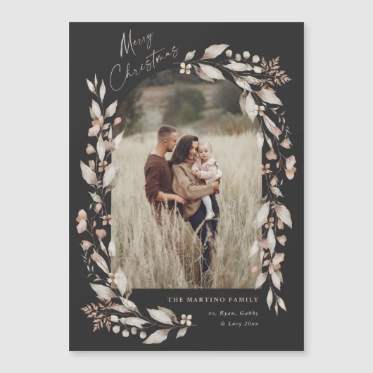 ボヘミアンな野の花のアーチのクリスマスフォト (正面)