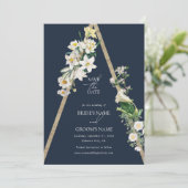 ボヘミアンウッドピラミッドホワイト花模様ズ結婚ブルー セーブザデート (スタンド正面)