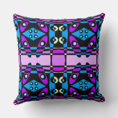 ボヘミアンチンツ48パープルブルーブラック クッション (裏面)