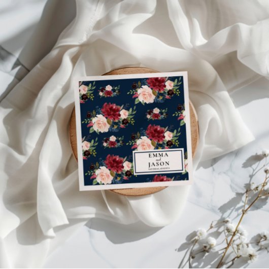 ボヘミアンナビーブルガンディーフラワーレッドウェディングナプキン スタンダードカクテルナプキン