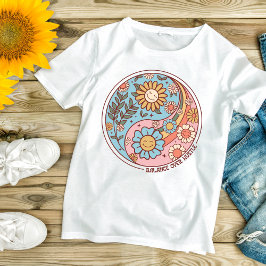 ボヘミアン風トレンディフラワーハーモニー陰陽バランスオーバー ハッスル Tシャツ