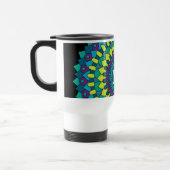 ボヘミファンキーアの花の花びらとモノグラム トラベルマグ (左)