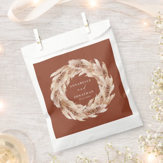 ボヘモダンミアンパンパスグラスボタントラストティール(緑がかった色)f フェイバーバッグ (クリップ留めされた状態)