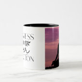 ボホが完成を目指して進むヨガ ツートーンマグカップ (中央)