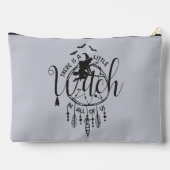 ボホウィッチメイクアップバッグ – 私たち全員の小さな魔女 アクセサリーポーチ (裏面)