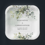 ボホグリーンと金ゴールドユーカリの葉シック ペーパープレート<br><div class="desc">これらのボーホグリーンと金ゴールド結婚ユーカリの葉シックな紙プレートであなたのデコを高める準備をしなさい！冒険のtouchとウィムジーを特別な日に追加するのに最適な、これらのプレートはあなたの平均的な食器結婚ではない。ボヘミアン鮮やかの魅力が満ち、緑と金ゴールドの色合いの複雑なユーカリの葉のデザイン素晴らしは、緑豊かでロマンチックな森の設定にあなたのゲストと一緒に輸送する。退屈な紙プレートに別れを言い、とエコの両方であるスタイリッシュお祝いにフレンドリーこんにちは。お客様の結婚ゲストに対ししゃれているてエレガント、確実に永続的な印象を与えるユニークこれらの紙のプレートと離れ共に声明を作成する。</div>