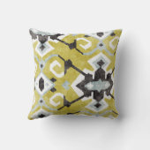 ボホシックなダークグレーと黄色のイカットの部族柄 クッション (裏面)