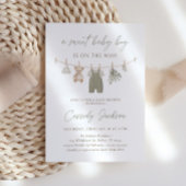 ボホセージ緑の少年の赤ちゃん服ベビーシャワー 招待状