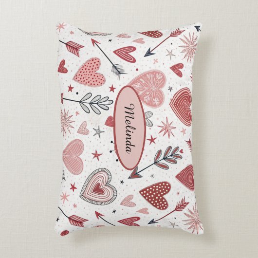 ボホバレンタインハートと矢印のパターン アクセントクッション (正面(垂直))