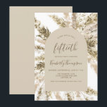 ボホパンパスグラスアーチ50th誕生日パーティー 招待状<br><div class="desc">このボホ50歳の誕生日の招待デザインは、ベージュとブラウンの色合いの水色のパンパスグラスで囲まれたベージュのアーチの形を特徴としている。名誉のゲストの名前で招待をパーソナライズし、茶色の文字でパーティー詳細。裏面はベージュ無地のの色合い。</div>