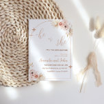 ボホパンパスグラスジェンダーリビールパーティの招待状 招待状<br><div class="desc">私たちのBoho Pampas Grassの紹介ジェンダーを明らかにするパーティの招待状素晴らし，あなたの今後の赤ちゃんシャワーまたはジェンダー明らかにするお祝いのための選択。この招待は、美しいススキとフローラデザインを持つボヘミアスタイルの本質を捉え、自然の優雅さの空気を醸し出している。テラコッタの色合いは暖かく魅力的なtouchを加え、カスタマイズ可能な「彼または彼女」の詳細は興奮を生き生きとし保た。ボホ風の赤ちゃんシャワーをあなたは計画するか、素朴なねじれを持つジェンダーのパーティーを明らかにするかにかかわらず、この招待は完璧なトーンを設定する。繊細なフローラ要素とトレンディーボホの美学により、お客様に感動を与え、思い出に残るイベントを作り出す。我々のボホパンパスグラスジェンダーのパーティの招待状を明らかにする私たちの小さな1の来る事について世界に知らせなさい。</div>