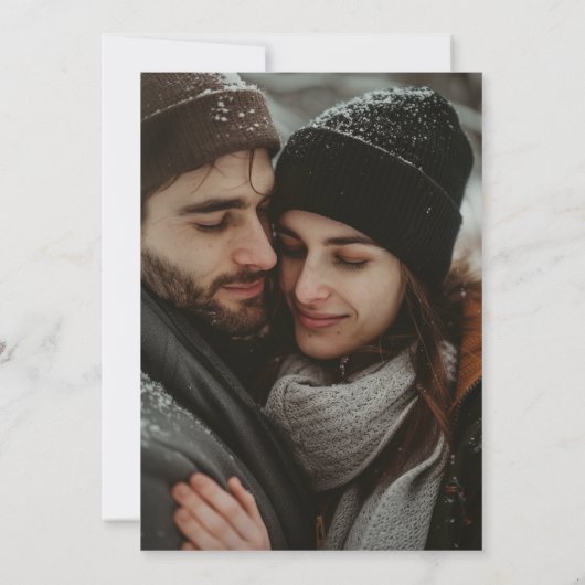 ボホフェザーリースモノグラムウィンターウェディング セーブザデート (裏面)