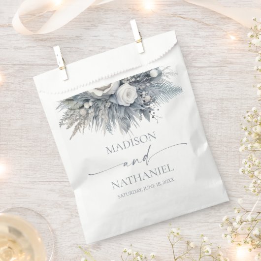 ボホホワイトローズフローラフラワーガーデン結婚ズ フェイバーバッグ (クリップ留めされた状態)