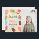 ボホポプシクル誕生日招待状 招待状<br><div class="desc">このボホクールポプシクル誕生日招待状で子供の誕生日にツイストを追加！ソフト自然トーン、抽象芸術ポップスよくはしゃぐラートとモダンタイポグラフィを備えたスタイリッシュ招待状で、トレンディーのヴィーベと夏の誕生日向けに芸術的最適。あなたは裏庭のパーティー、アイスクリームの社会的、またはピクニックスタイルのお祝いを投げるかどうか、このデザインは完璧なトーンを設定する。</div>