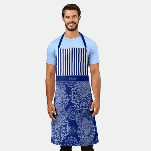 ボホムーディモノグラムのーブルースマンダラスとストライプ エプロン (着用した状態)