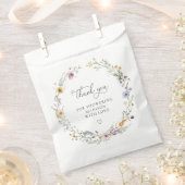 ボホワイルドフラワー赤ちゃんシャワー フェイバーバッグ (クリップ留めされた状態)