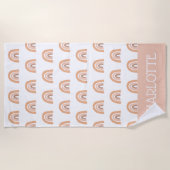 ボホーレインボーピンクパステルパーソナライズされたキッズ ビーチタオル (正面)