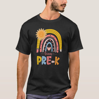 ボホーレインボー先生チームプレKスクーオの初日 Tシャツ