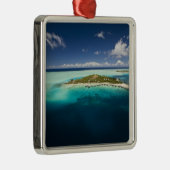 ボラの美しいラグーンにパラセーリング3 メタルオーナメント (右)