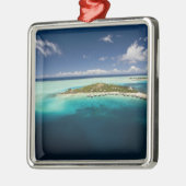 ボラの美しいラグーンにパラセーリング3 メタルオーナメント (左)