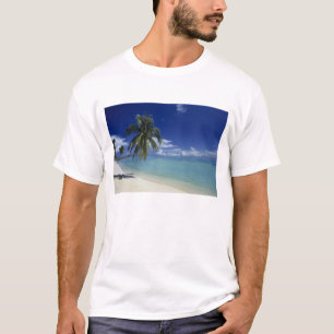 ボラボラ島のマティラビーチ Tシャツ