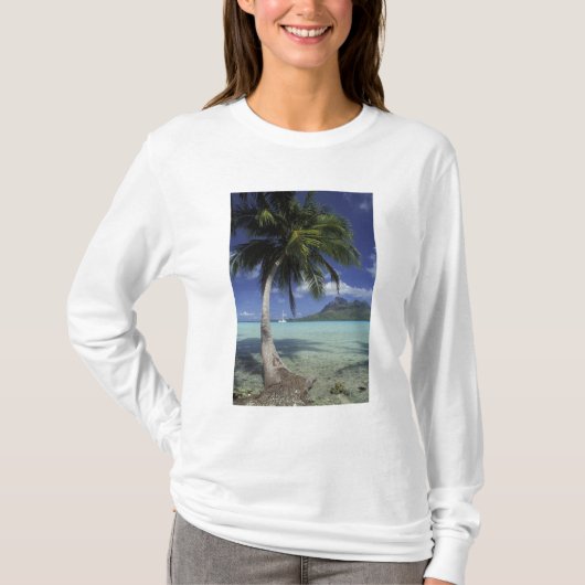 ボラボラ島 フランス領ポリネシア オテマヌ山 Tシャツ (正面)
