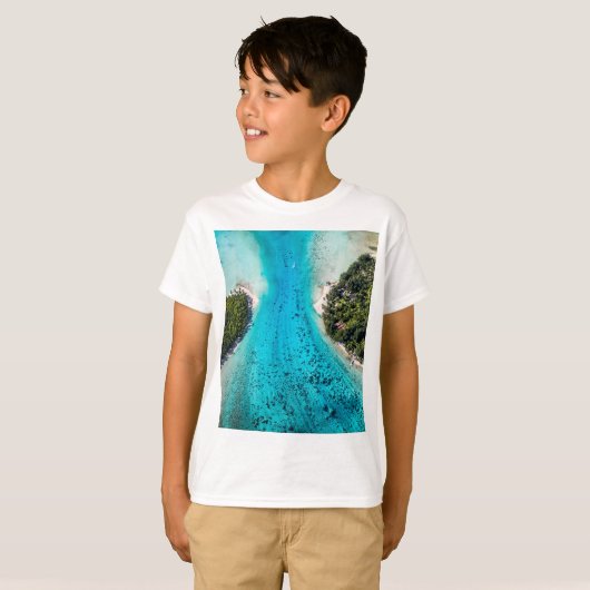 ボラボラ – 海への経路 Tシャツ (正面フル)