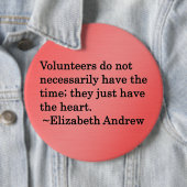ボランティアに特大のハートがあります 缶バッジ (インサイチュ)