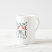ボランティアを止めてくおもしろいださい ボーンチャイナマグカップ (正面右)
