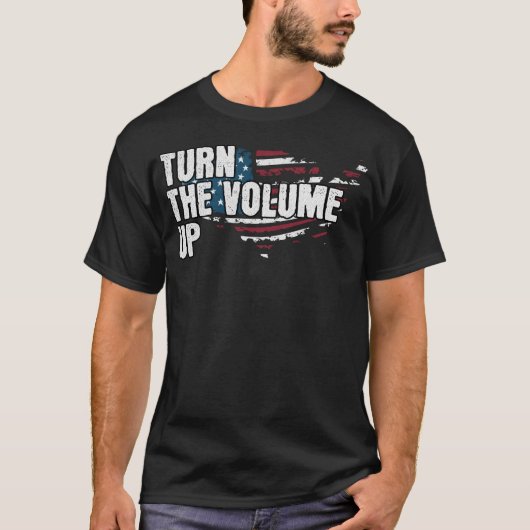ボリュームを上げろ ニューヨークの恋人 愛国 アメリカ Tシャツ (正面)