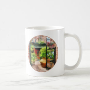 ボルチモア – レストランコートヤードフェルスポイント コーヒーマグカップ