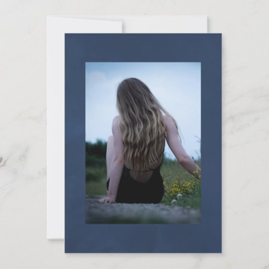 ボルド&ネイビー水彩色フローラお祝いオブ・ライフ 招待状 (裏面)