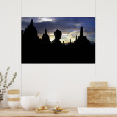 ボロブドゥールの日没の仏塔と仏像 ポスター (キッチン)