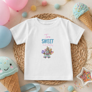ボーイアイスクリームトラックツースウィート2番目の誕生日パーティー ベビーTシャツ