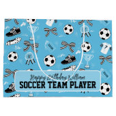 ボーイサッカー選手ブルー抱き枕 ラージペーパーバッグ (裏面)