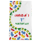 ボーイズおもちゃのおもしろいカラフル輸送誕生日パーティー スモールペーパーバッグ (正面)