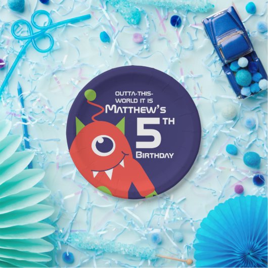 ボーイズエイリアン5歳の誕生日カスタマイズプレート ペーパープレート (パーティー)