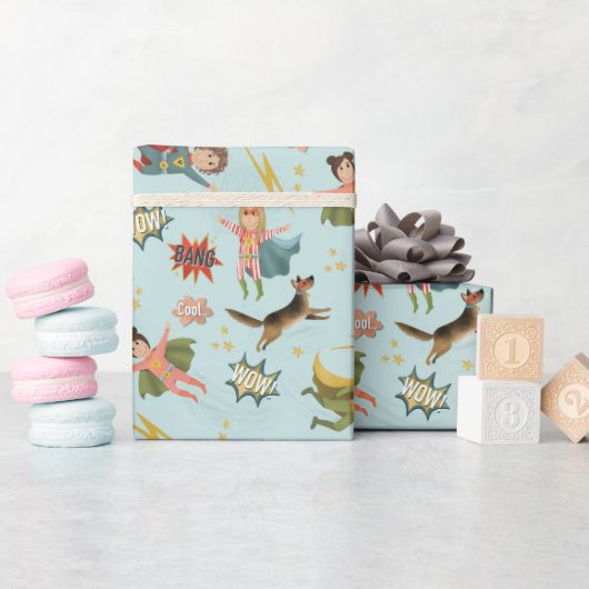 ボーイズブルーアクションスーパーヒーロー子供の誕生日 ラッピングペーパー (ベビーシャワー)