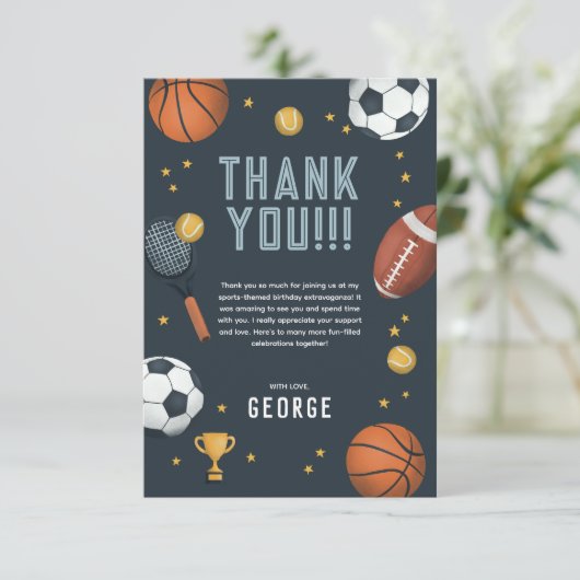 ボーイズモダンブルースポーツ子供の誕生日 サンキューカード (スタンド正面)