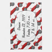 ボーイズルームクラシックレトロ車ギフト甘い赤い車 キッチンタオル (縦)