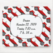 ボーイズルームクラシックレトロ車ギフト甘い赤い車 マウスパッド (正面)