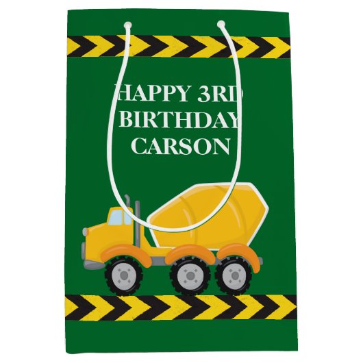 ボーイズ誕生日グリーンセメントミキサートラックカスタム ミディアムペーパーバッグ (正面)