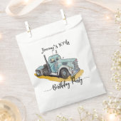 ボーイズ誕生日パーティーブルーセミトラック フェイバーバッグ (クリップ留めされた状態)